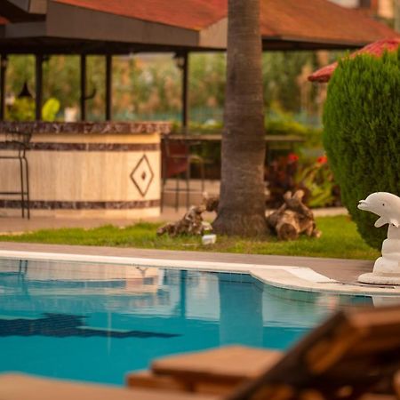 פאטהיה Golden Moon Hotel מראה חיצוני תמונה