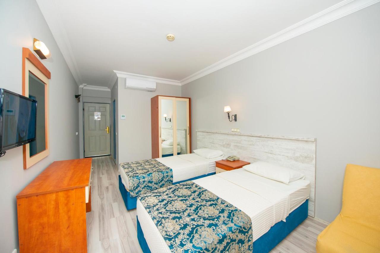 פאטהיה Golden Moon Hotel מראה חיצוני תמונה