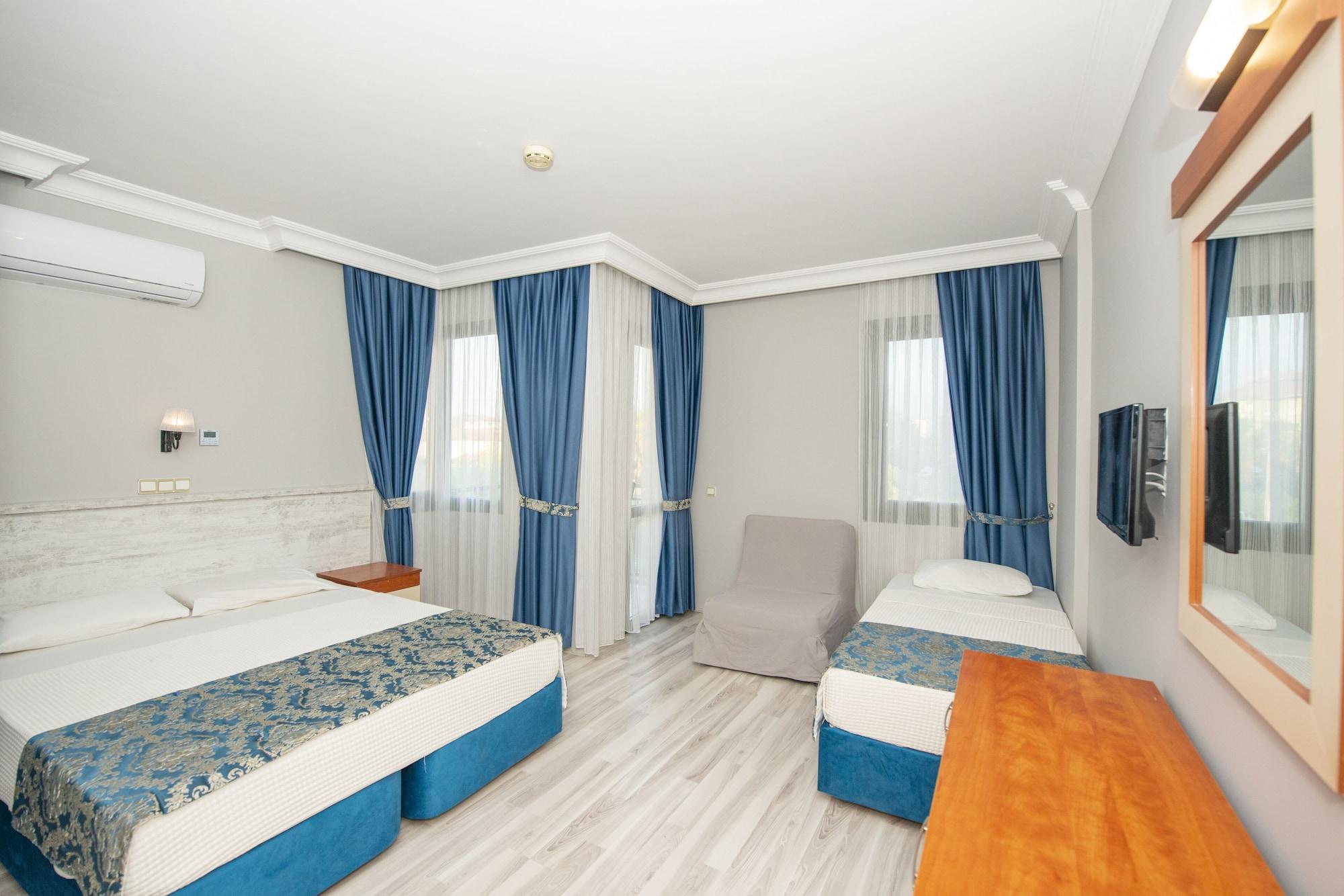 פאטהיה Golden Moon Hotel מראה חיצוני תמונה