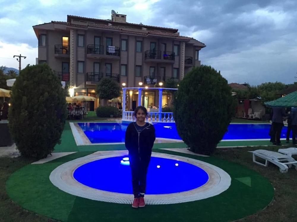 פאטהיה Golden Moon Hotel מראה חיצוני תמונה