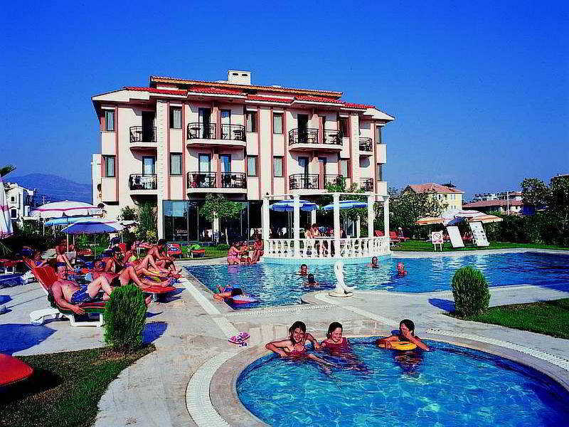 פאטהיה Golden Moon Hotel מראה חיצוני תמונה