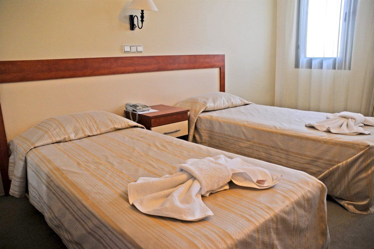פאטהיה Golden Moon Hotel מראה חיצוני תמונה